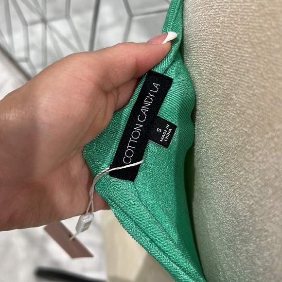 Emani Top - Picture 3 of 10